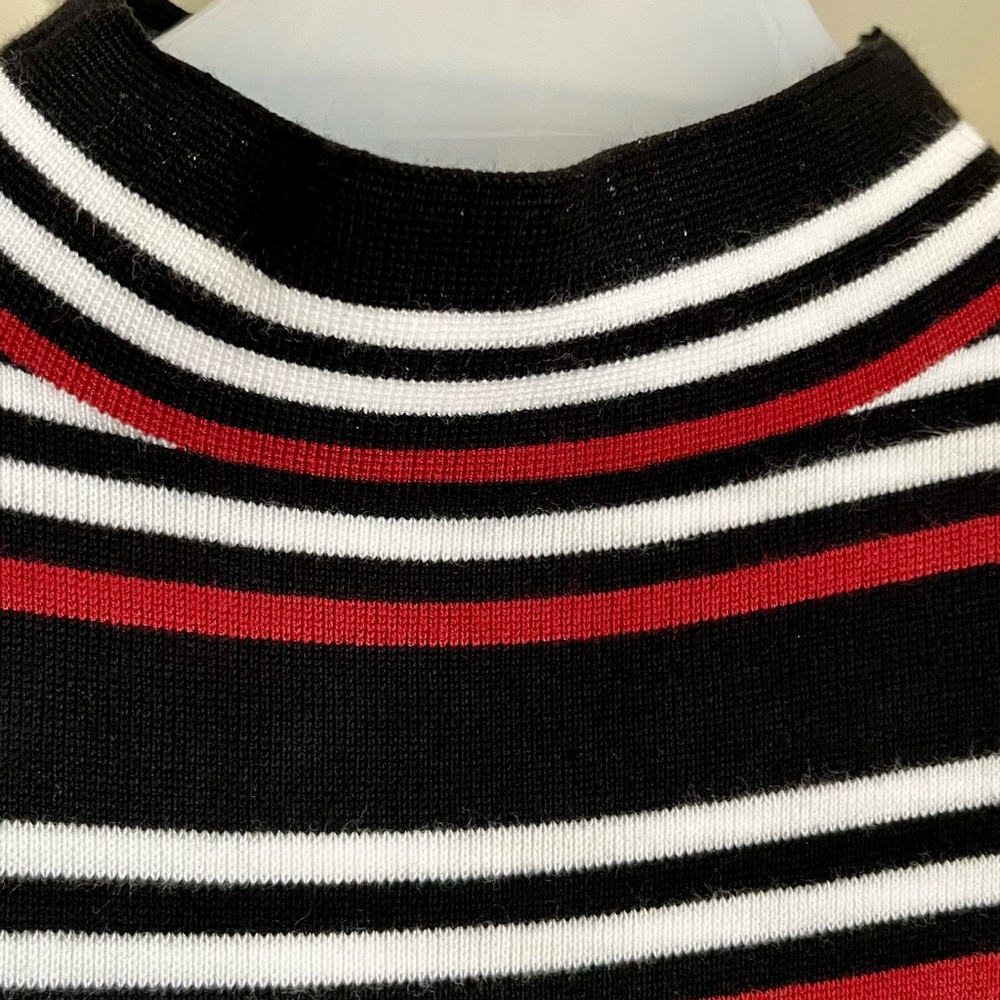 Nine West striped knit sleeveless top. Size XL. - Picture 6 of 6
